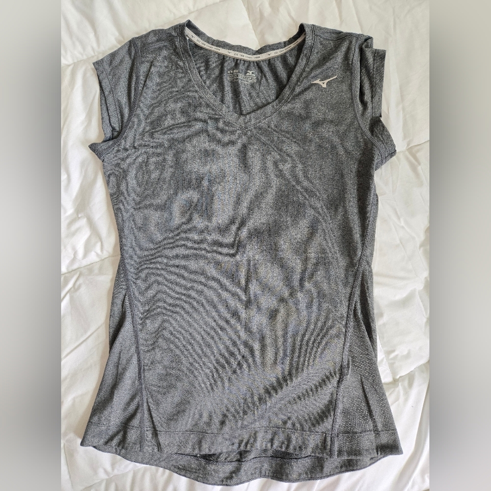Mizuno Women's Short Sleeve Gray Tee